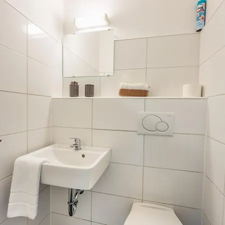 Haus Sonneck - Apartmenthaus - Sonnenterrasse Mit Grill - 1-8 Personen - Ruhige Lage Mit Blick Ueber Braunlage Esterno foto