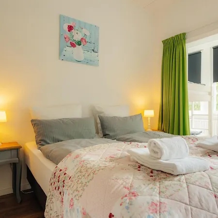 Haus Sonneck - Apartmenthaus - Sonnenterrasse Mit Grill - 1-8 Personen - Ruhige Lage Mit Blick Ueber Braunlage Esterno foto