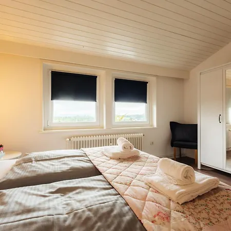Haus Sonneck - Apartmenthaus - Sonnenterrasse Mit Grill - 1-8 Personen - Ruhige Lage Mit Blick Ueber Braunlage Esterno foto