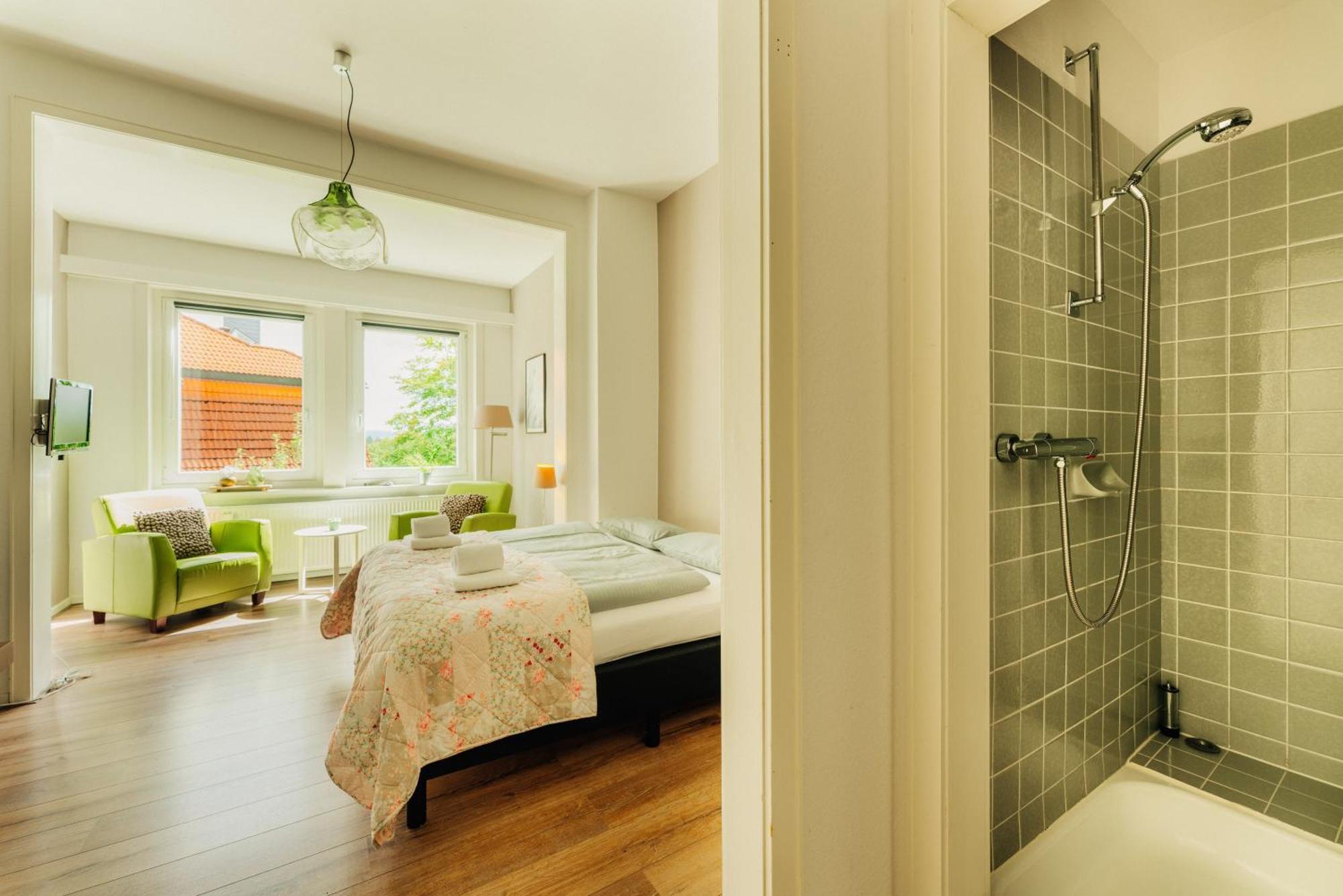 Haus Sonneck - Apartmenthaus - Sonnenterrasse Mit Grill - 1-8 Personen - Ruhige Lage Mit Blick Ueber * Braunlage