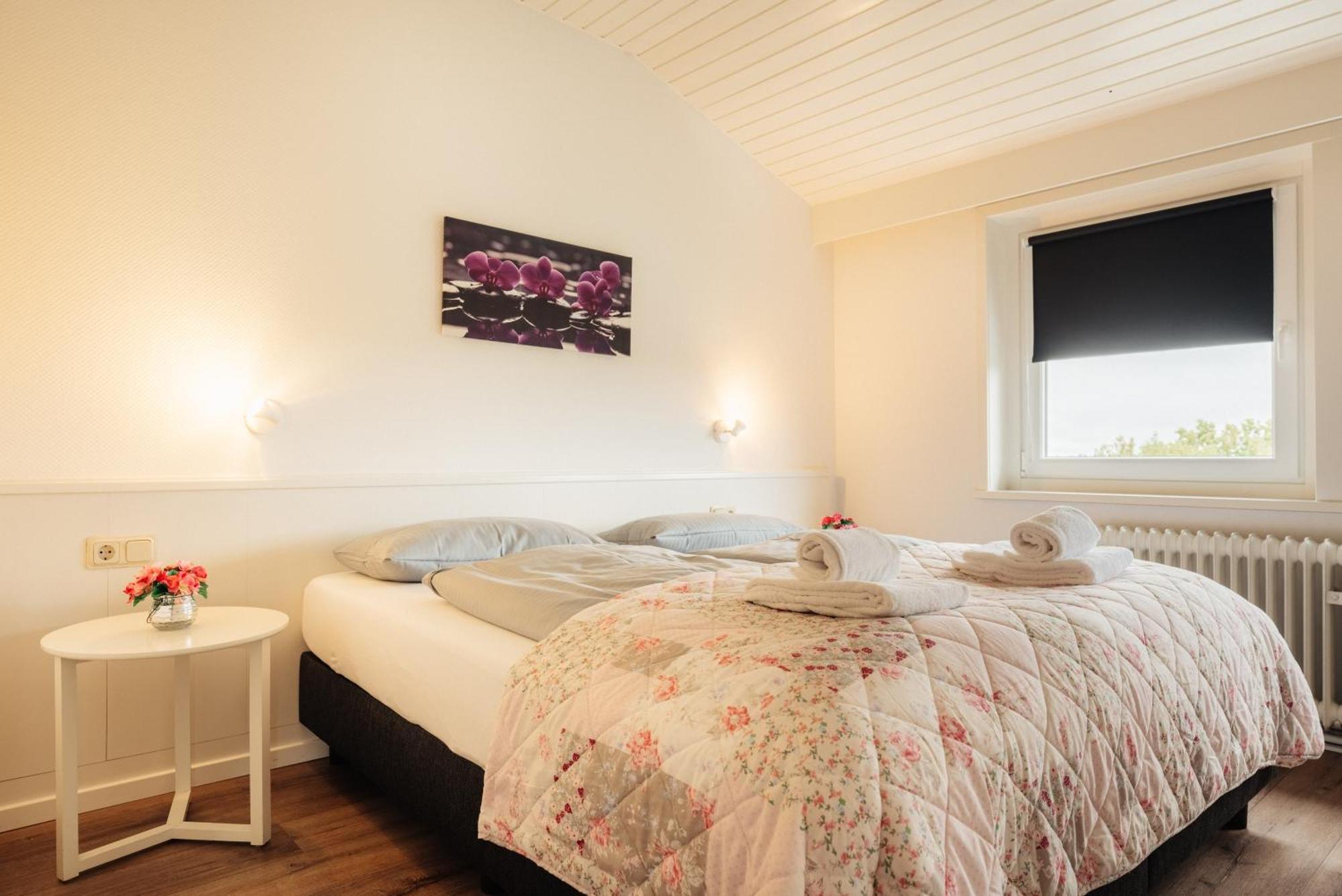 Haus Sonneck - Apartmenthaus - Sonnenterrasse Mit Grill - 1-8 Personen - Ruhige Lage Mit Blick Ueber *